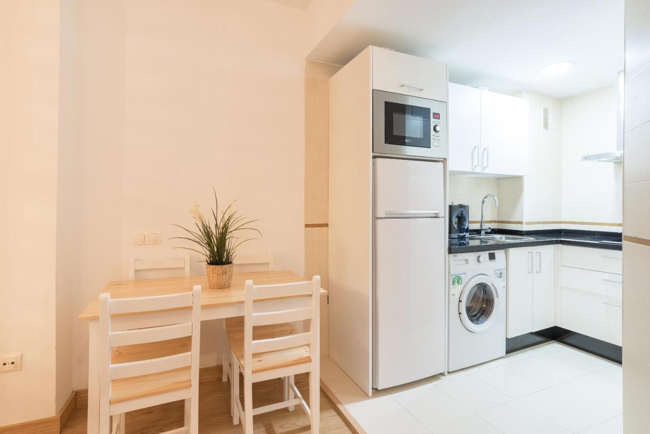 Acogedor Apartamento En El Centro Historico De Malaga - Mitjana Apartment Bagian luar foto